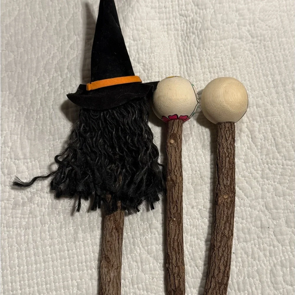 Handcrafted Skull Stick Pencil Set - Black and Brown - Picture 2 of 2